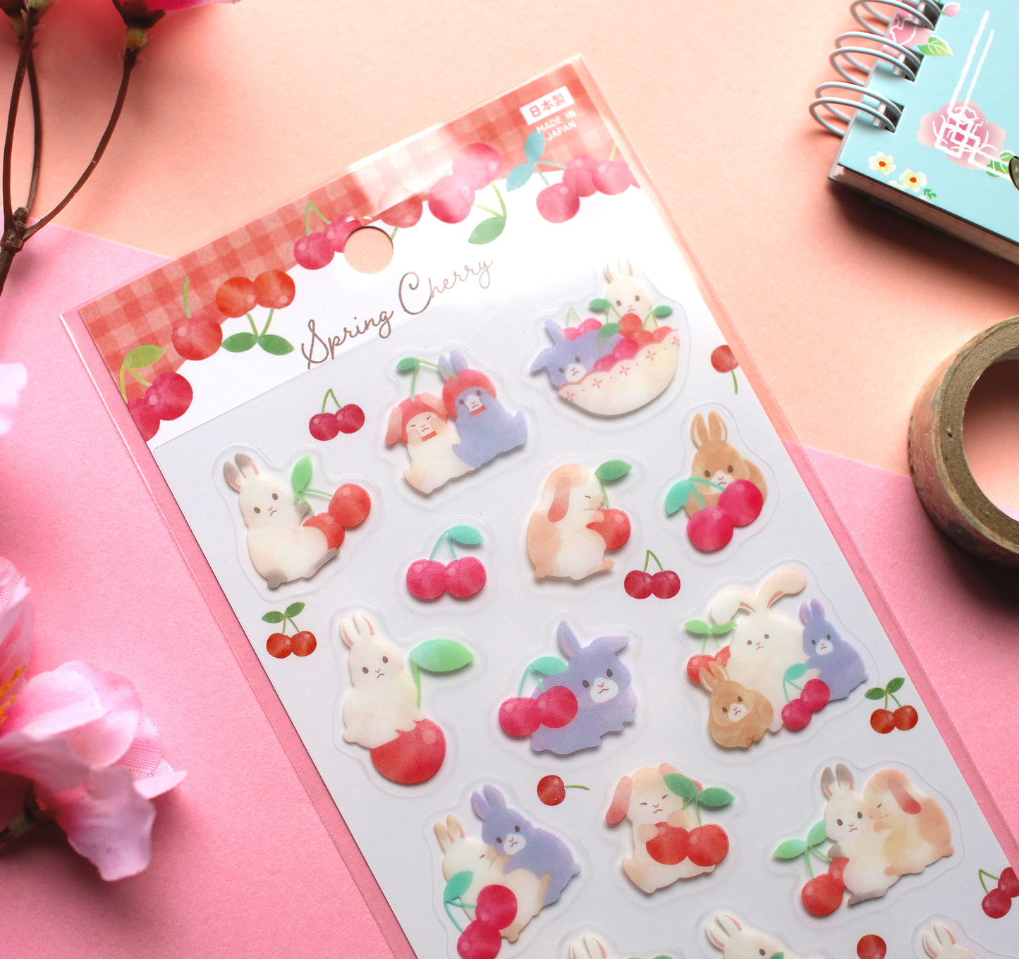 דף מדבקות - ארנבים ודובדבנים